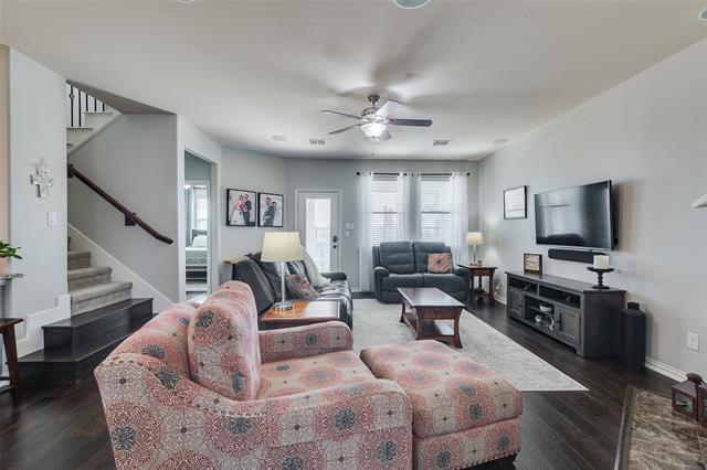 Building Photo - 15121 Seventeen Lakes Blvd