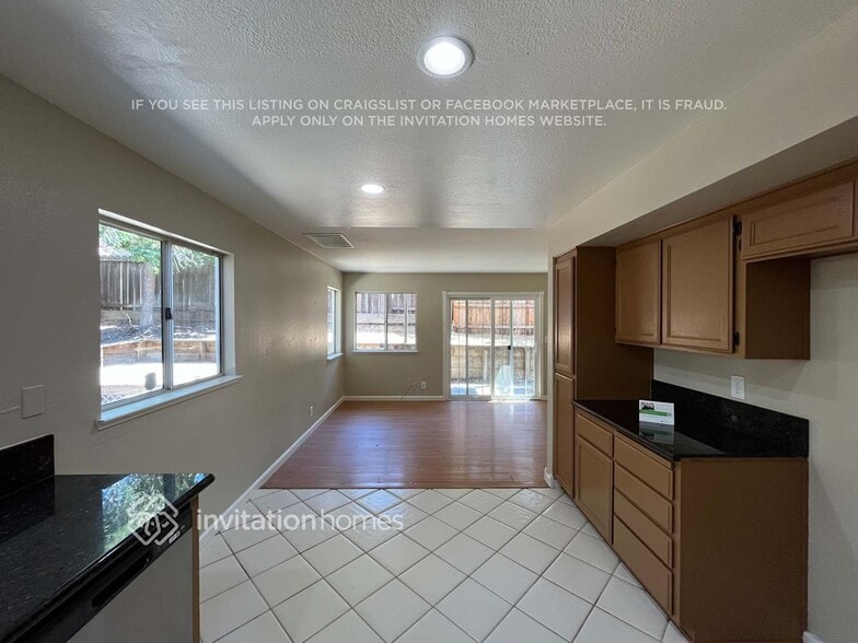 Building Photo - 8304 Fountainhead Ct