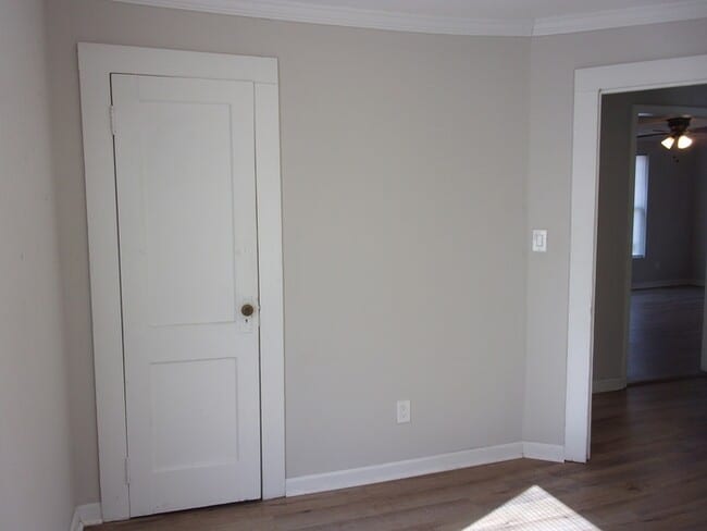 Building Photo - 801 Arlington Ave