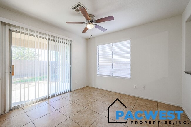 Building Photo - Desirable Coldwater Springs Neighborhood!