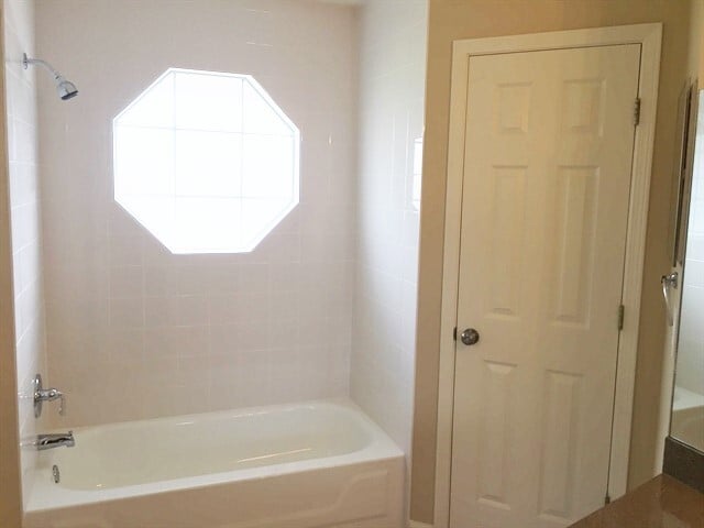 Building Photo - 2454 Ambrosia Dr