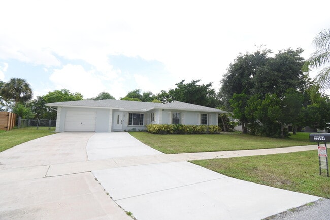 Building Photo - 22584 Lanyard St