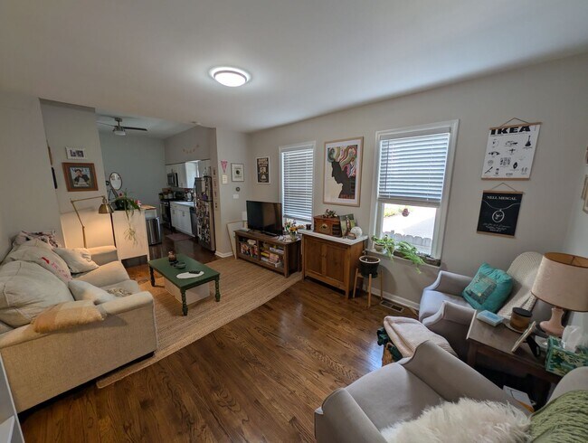 Building Photo - AM-Cortland LLC