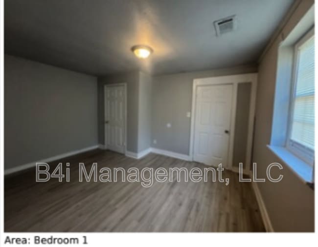 Building Photo - 1324 Drewery Ave