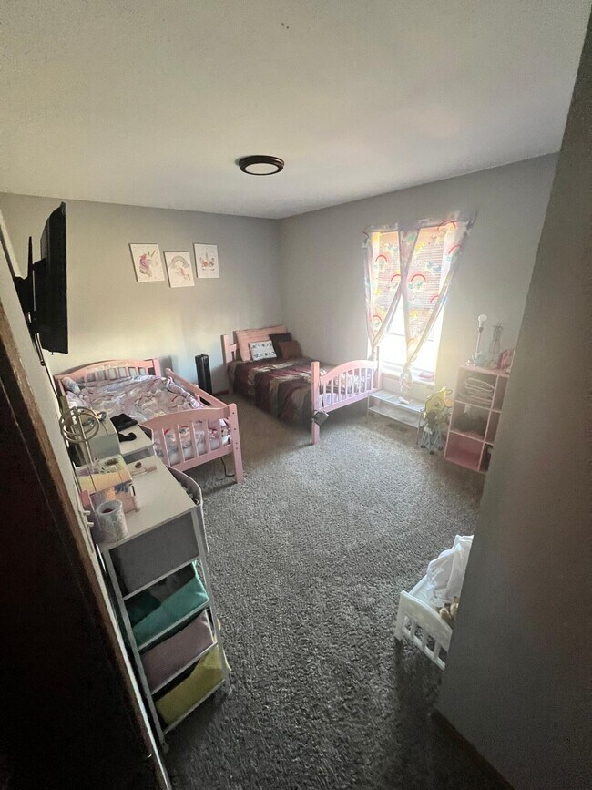 Building Photo - 1638 High Quest Cir