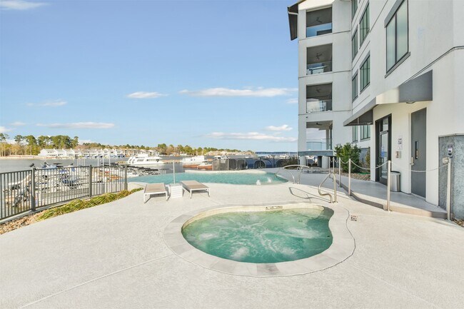 Building Photo - 15260 TX-105