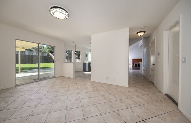 Building Photo - Beautiful 2 Story with Large Lot on Quiet ...