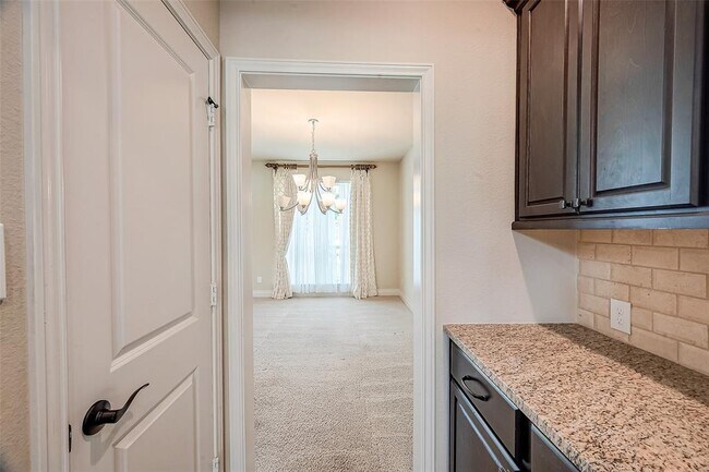 Building Photo - 13614 Lightning Falls Ln