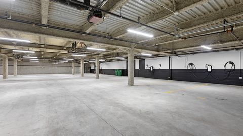 Building Photo - 1801 W Grand Ave