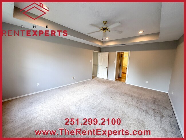 Building Photo - 7210 Ashmoor Dr N