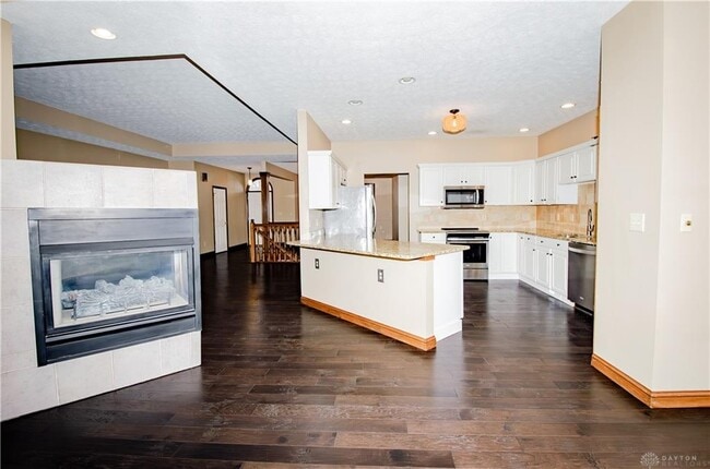 Building Photo - 2719 Sycamore Ridge Ct