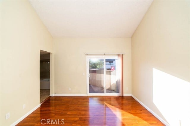 Building Photo - 923 Lombard Ct