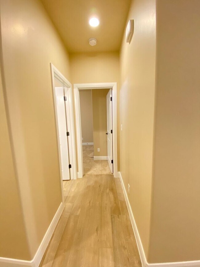 Building Photo - 3 Bed 2 Bath Home in Hurricane