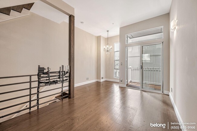 Building Photo - 167 Shipley St