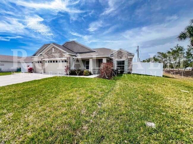 Building Photo - 25 Orlando Blvd