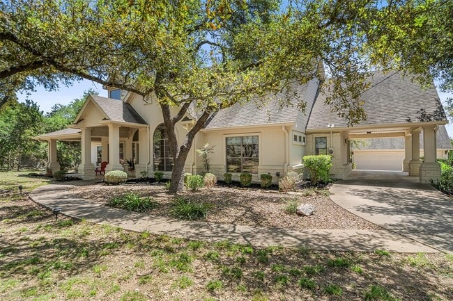 Building Photo - 403 Stirrup Dr