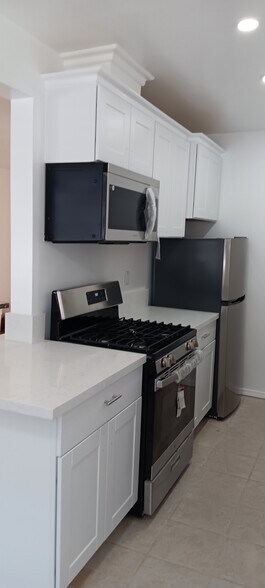 Building Photo - 3639 Bagley Ave