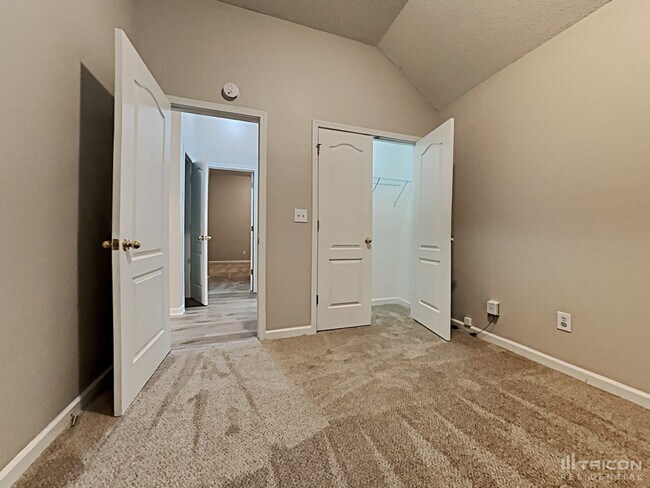 Building Photo - 3282 Newtons Crest Cir