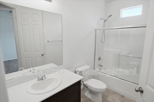 Building Photo - 14854 Nordhoff St