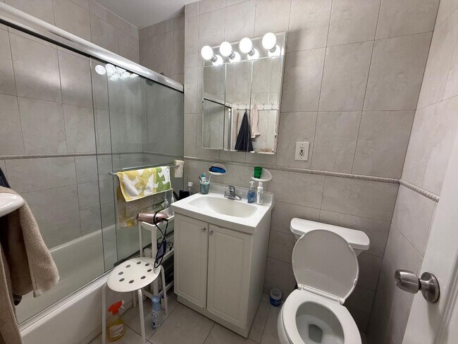 Building Photo - 101 Jackson Ave