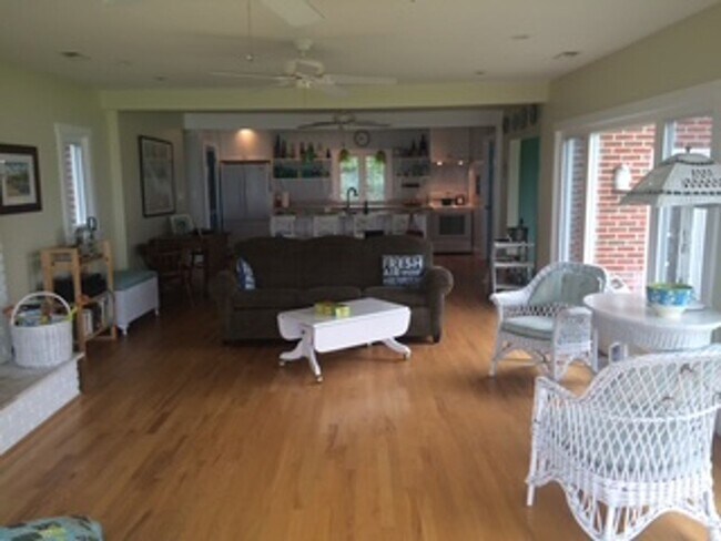 Building Photo - Waterfront Three Bedroom Two and a Half Bath
