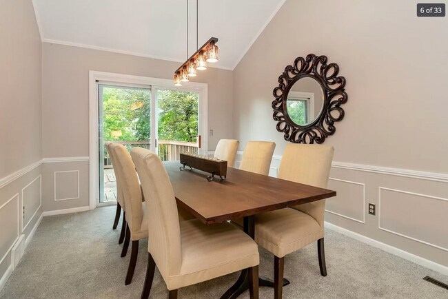 Building Photo - 2654 Lane Rd