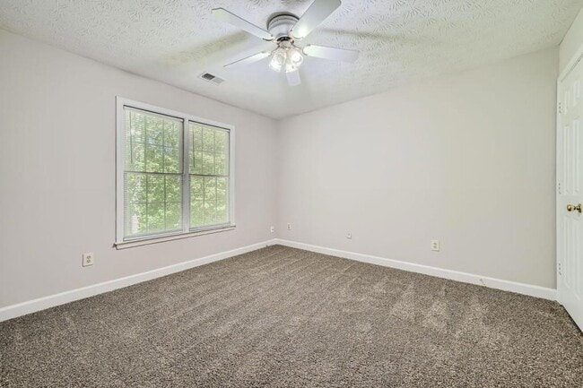 Building Photo - 2459 Jacks View Ct