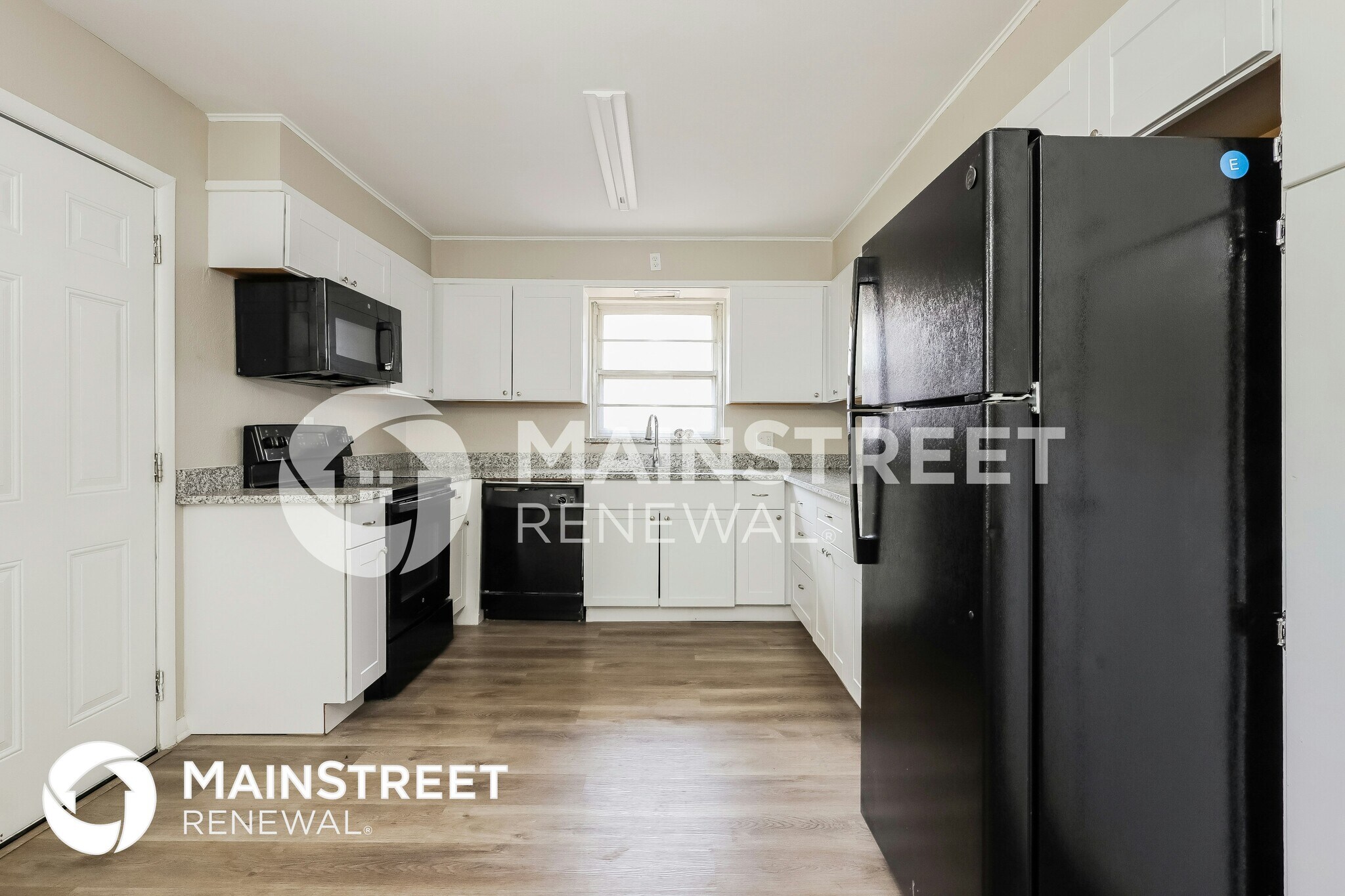 Building Photo - 2632 Kings Way