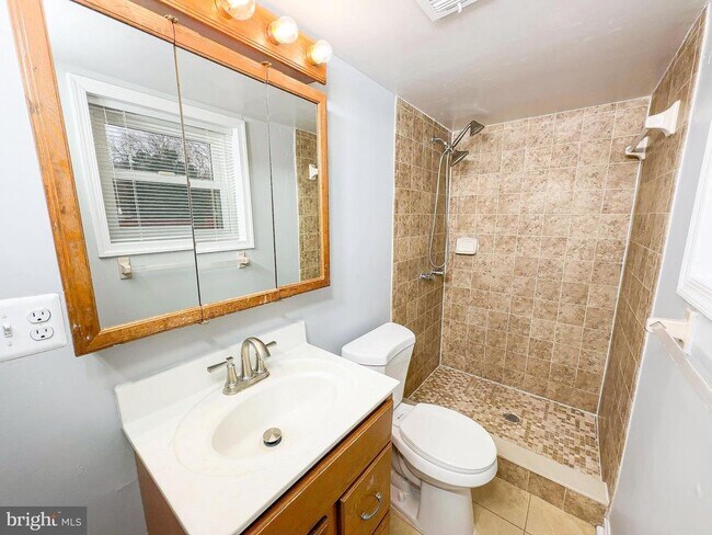 Building Photo - 9206 Lorelei Ct