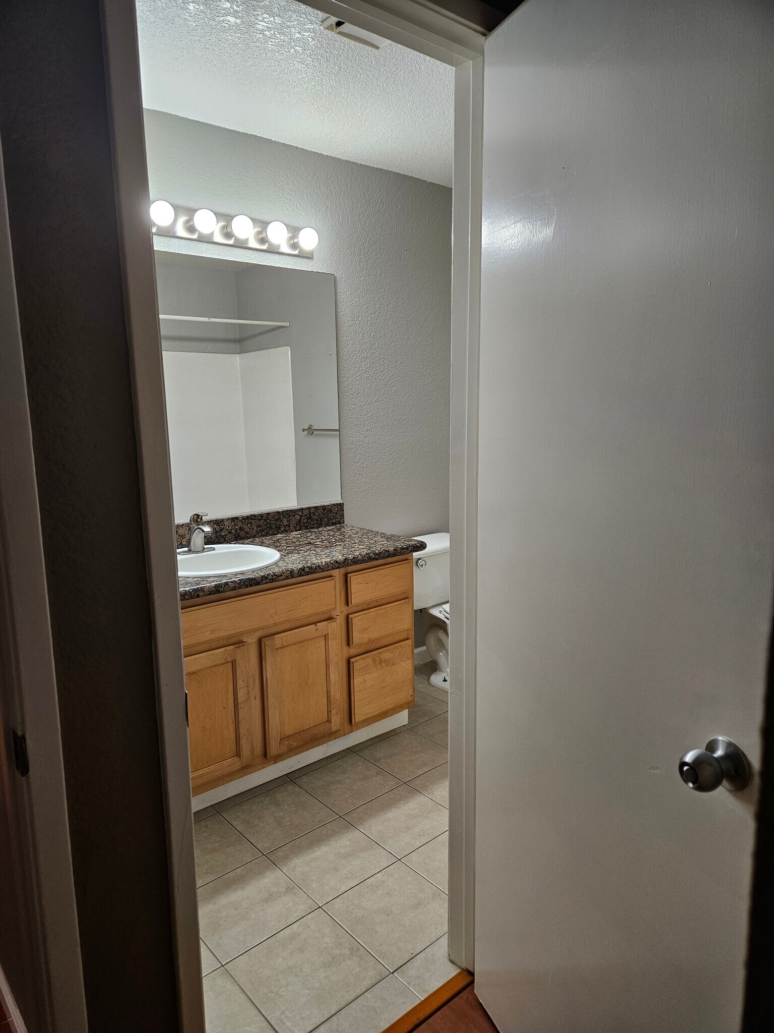 Building Photo - 11150 Trinity River Dr
