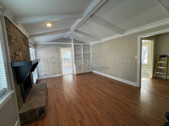 Building Photo - 3953 Sunflower Way NW