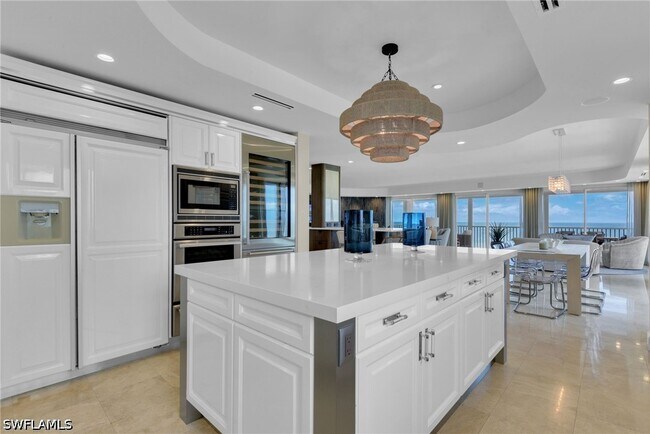 Building Photo - 9811 Gulf Shore Dr