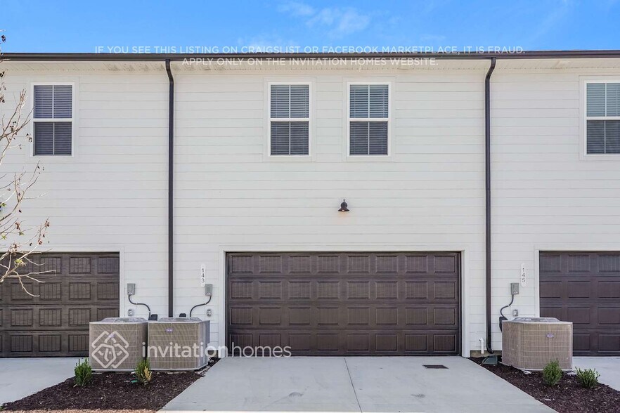 Building Photo - 143 Maybrook Dr