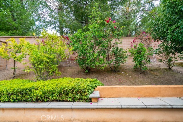 Building Photo - 61 Crestwick