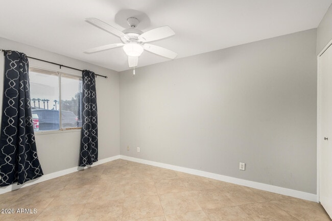 Building Photo - 4503 W Loma Ln