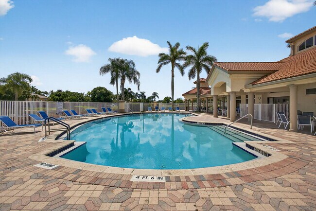 Building Photo - 3738 Old Lighthouse Cir