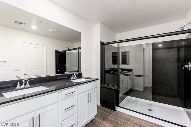 Building Photo - 2685 Abrantes Pl