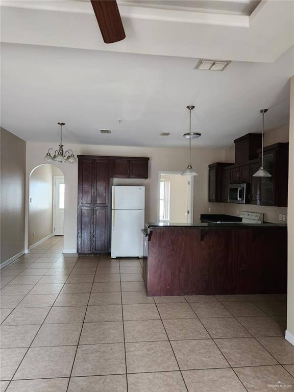 Building Photo - 3702 S Embassy Ave