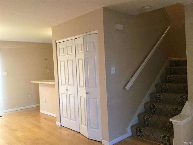 Building Photo - 393 Moreau Terrace