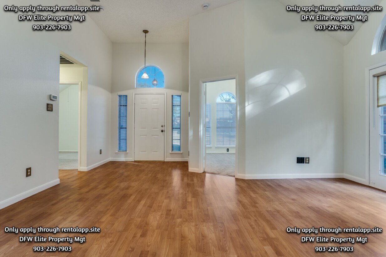 Building Photo - 6826 Conestoga Dr