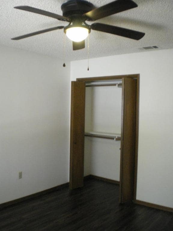 Building Photo - 597 Montebello Pl