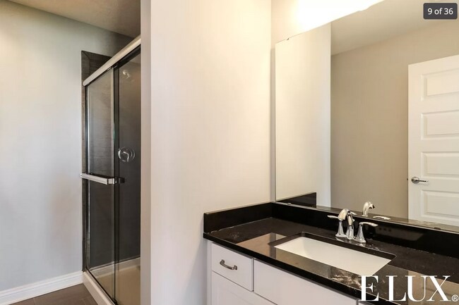 Building Photo - 15845 Foster St