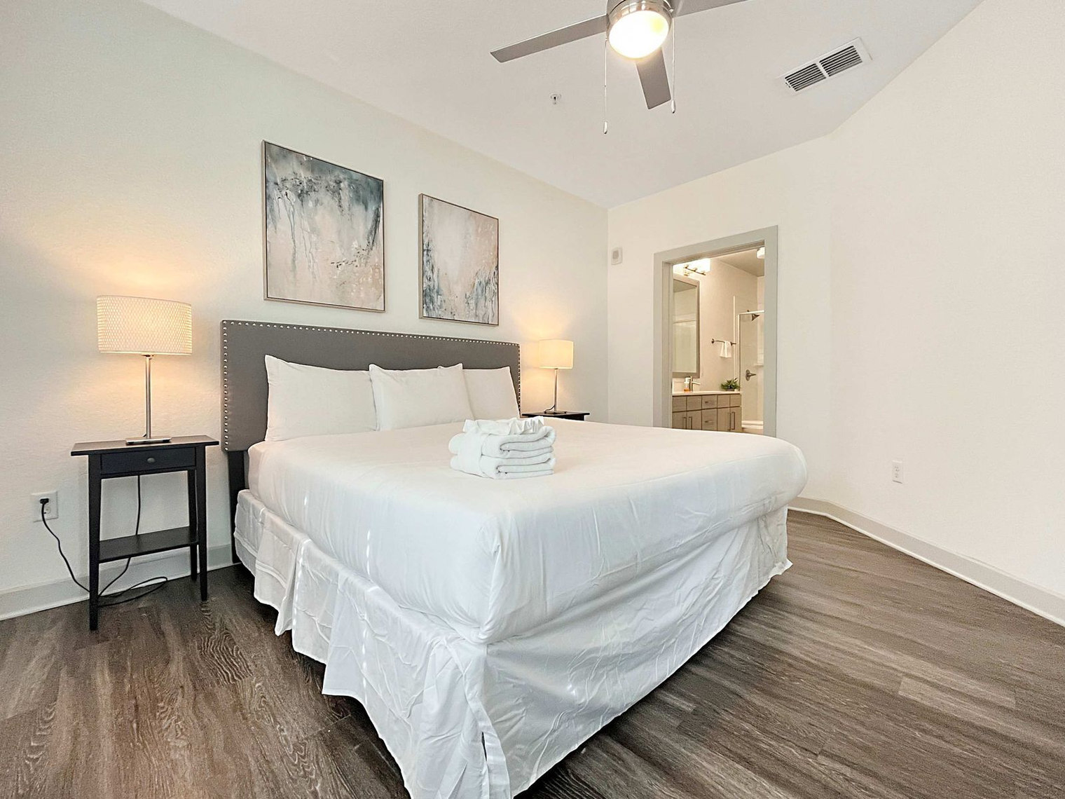 Building Photo - 2615 N Grady Ave