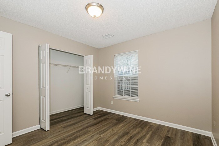 Building Photo - 125 Fairhaven Tr