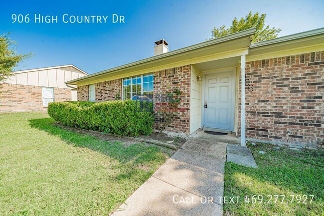 Building Photo - 906 High Country Dr