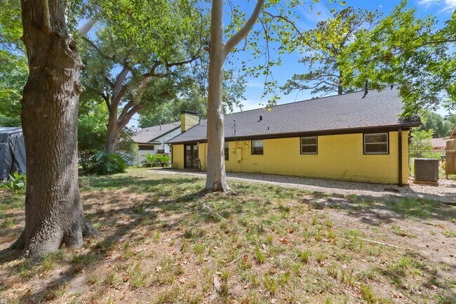 Building Photo - 2015 Ganyard Dr
