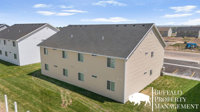 Building Photo - 6277 N Silver Fox Rd