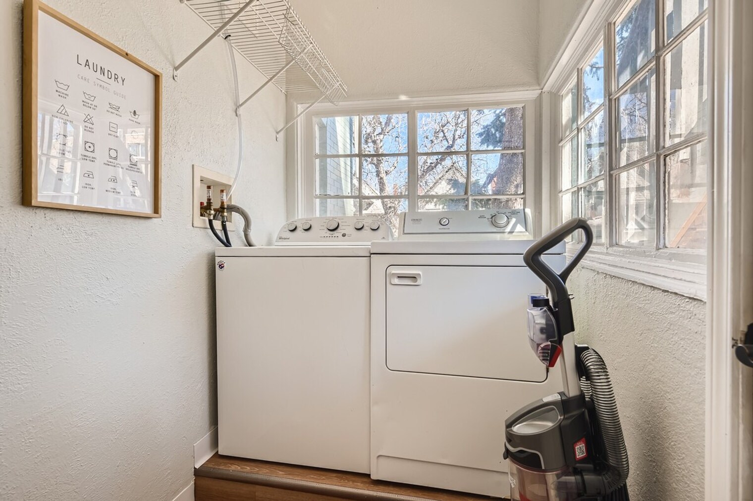 Building Photo - 91 Pearl St