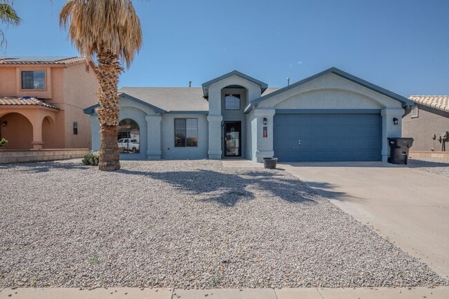 Primary Photo - Conveniently located 3 Bedroom, 2 bath