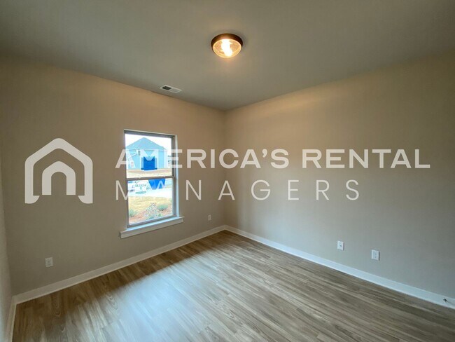 Building Photo - Home for Rent in Jemison, A!! Available NOW!!